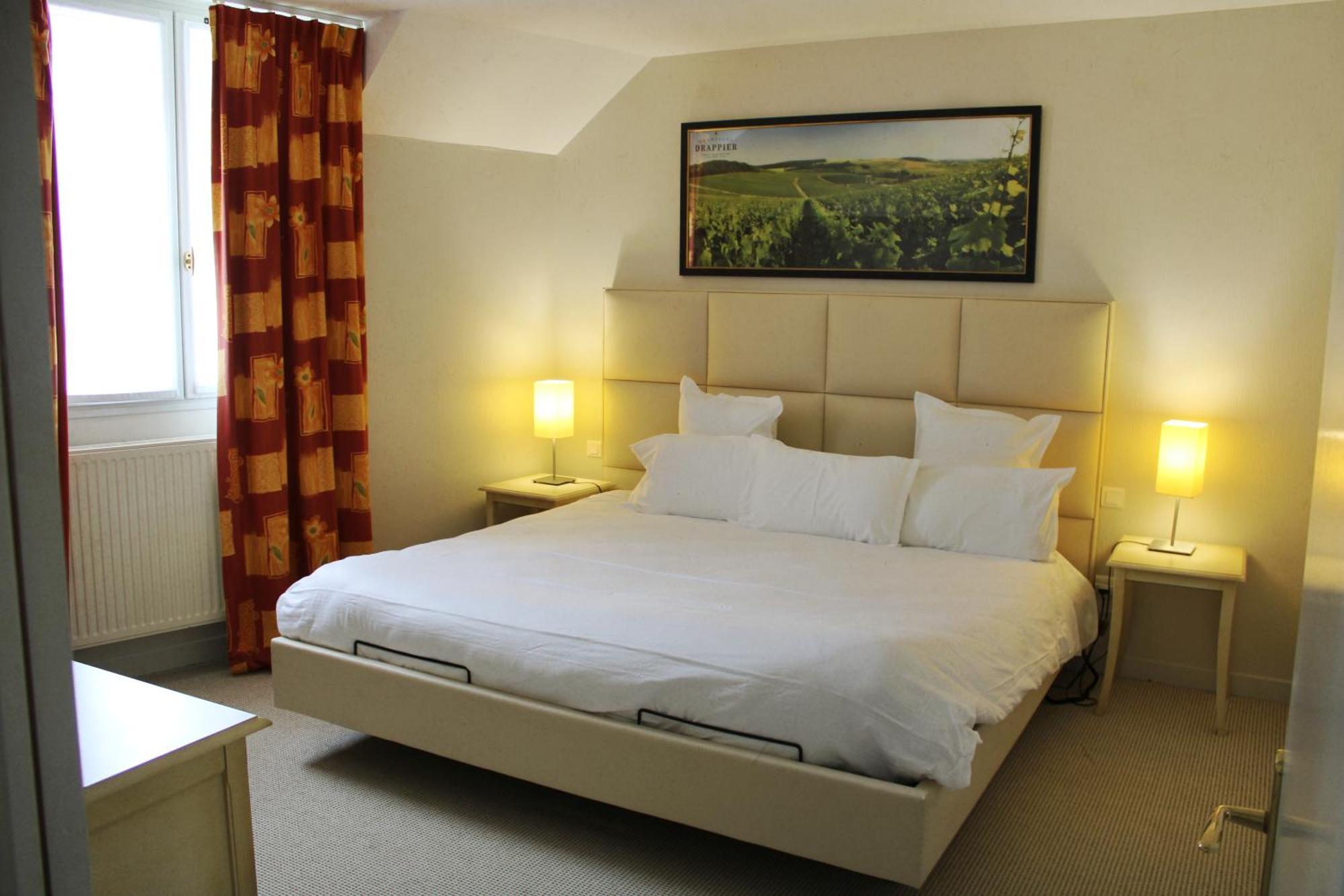 Auberge Du Lac, Sure Hotel Collection By Best Western Mesnil-Saint-Père Kültér fotó