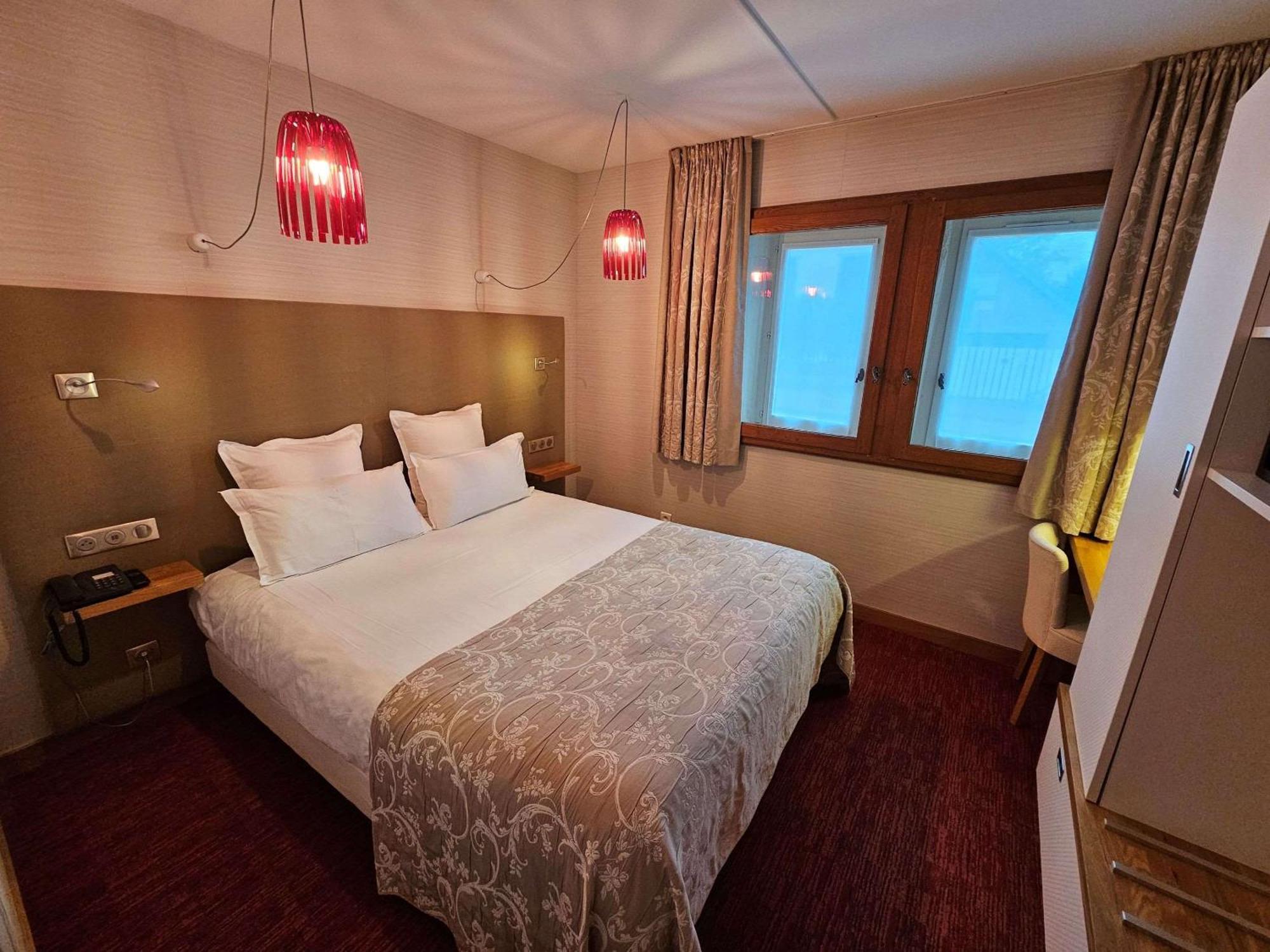 Auberge Du Lac, Sure Hotel Collection By Best Western Mesnil-Saint-Père Kültér fotó