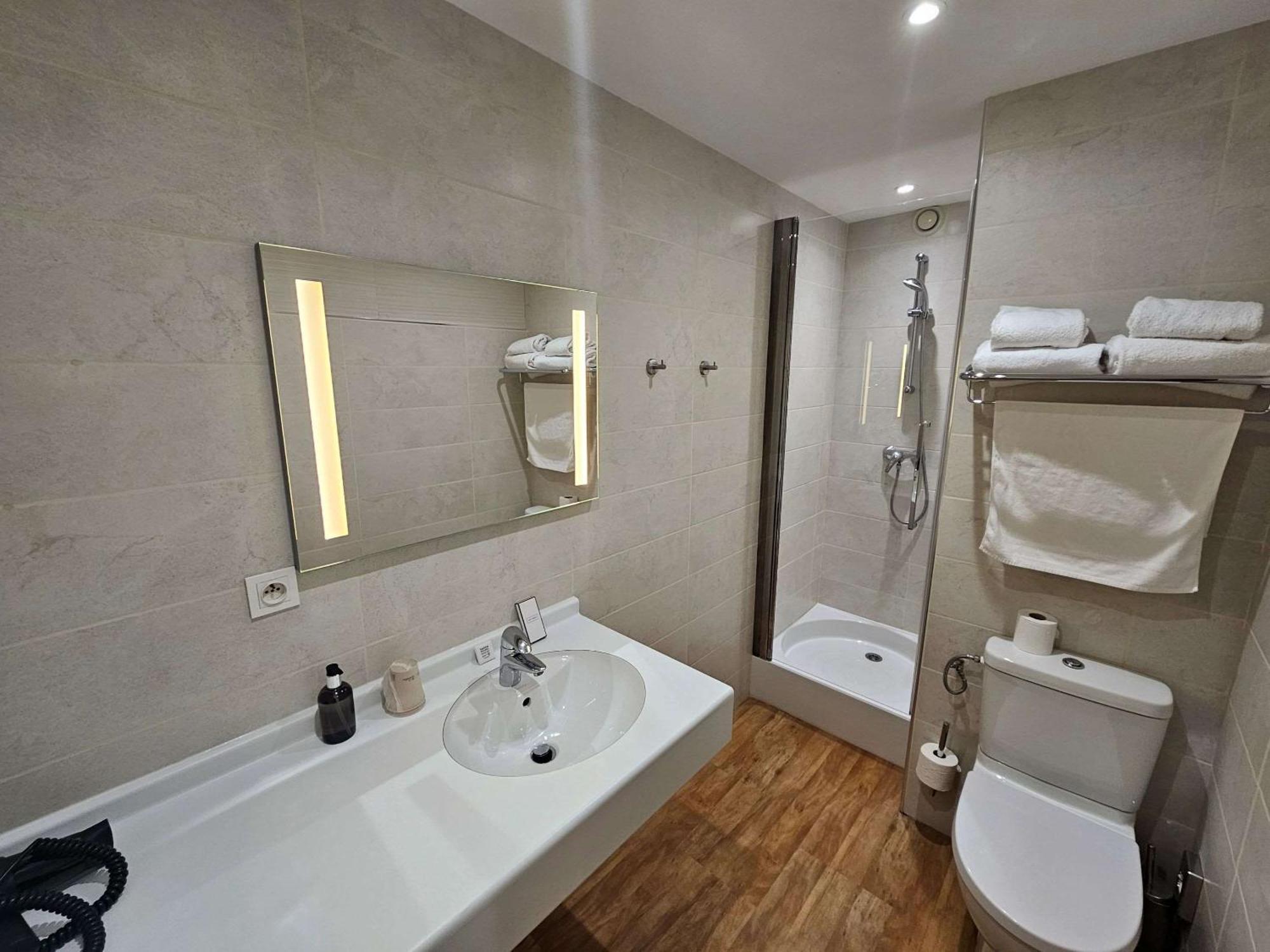 Auberge Du Lac, Sure Hotel Collection By Best Western Mesnil-Saint-Père Kültér fotó
